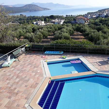 Stelios Apartments Ísztro Kültér fotó