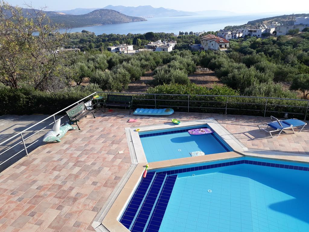 Stelios Apartments Ísztro Kültér fotó